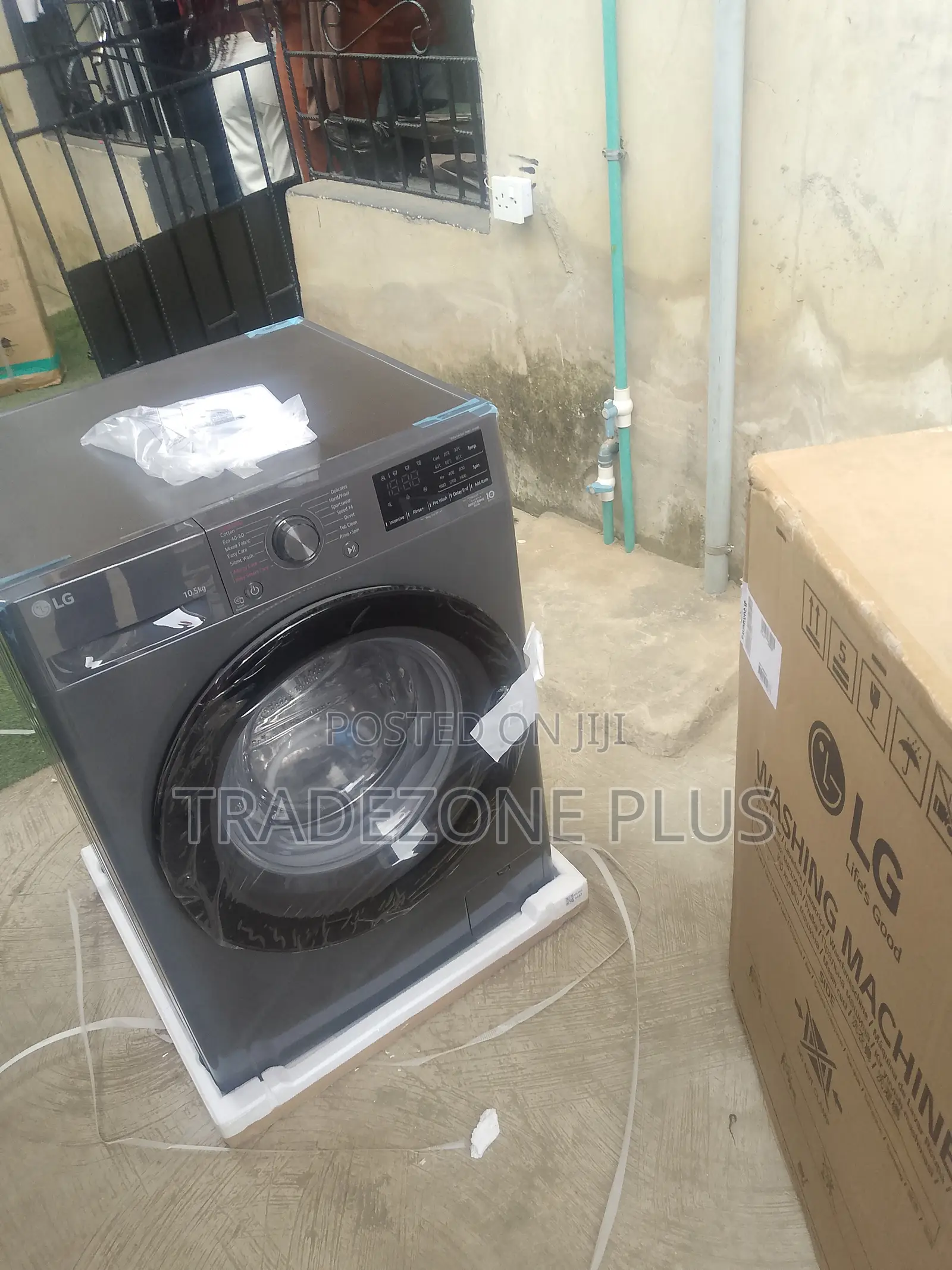 LG 10.5kg Washer – Practical Home Appliance