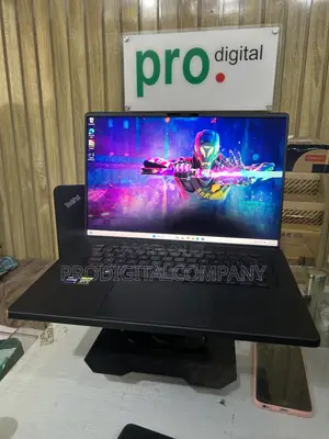 Laptop Asus ROG Zephyrus M16 16GB Intel Core i9 SSD 1T