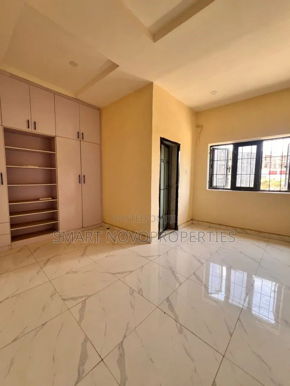 2bdrm Block of Flats in Mabushi for sale