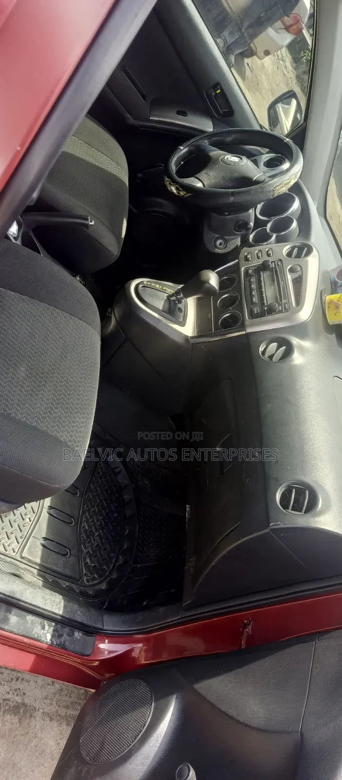 Toyota Matrix Hatchback 1.8 16V AWD 2007 Maroon
