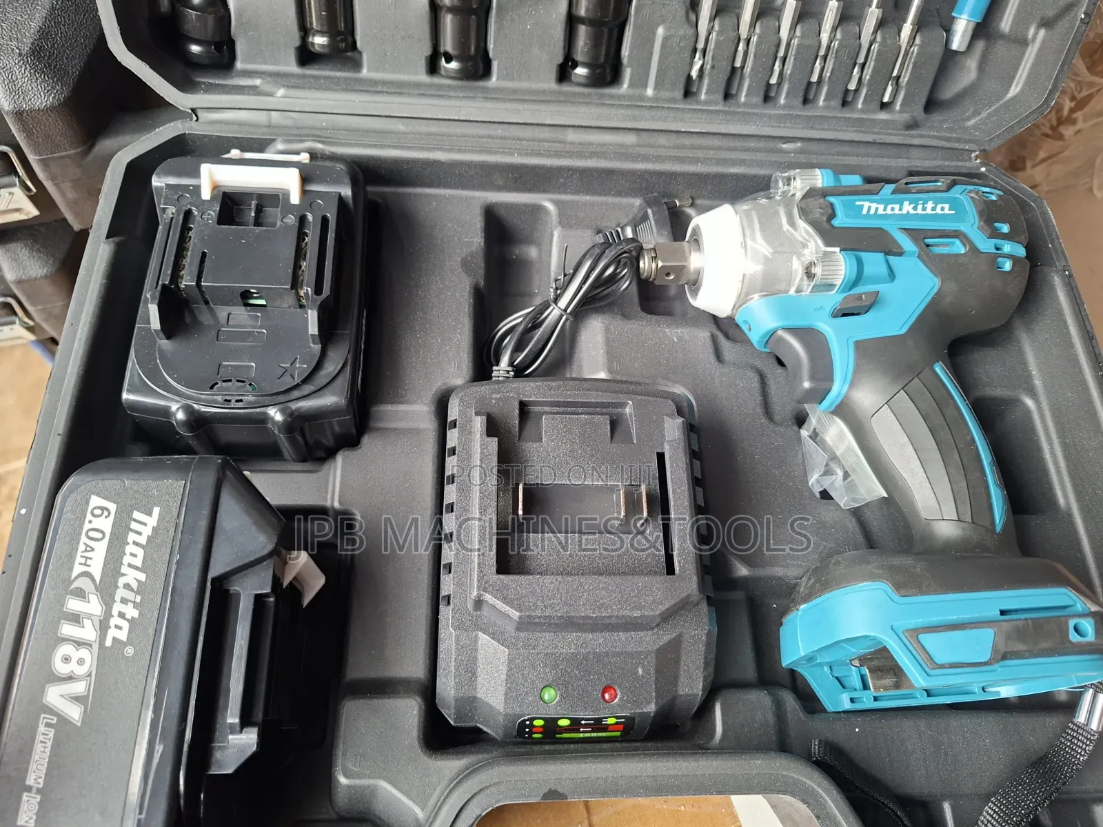 Makita Cordless Impact Wrench/Impact Drive With Accessories