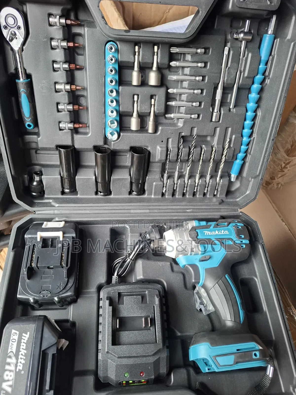 Makita Cordless Impact Wrench/Impact Drive With Accessories