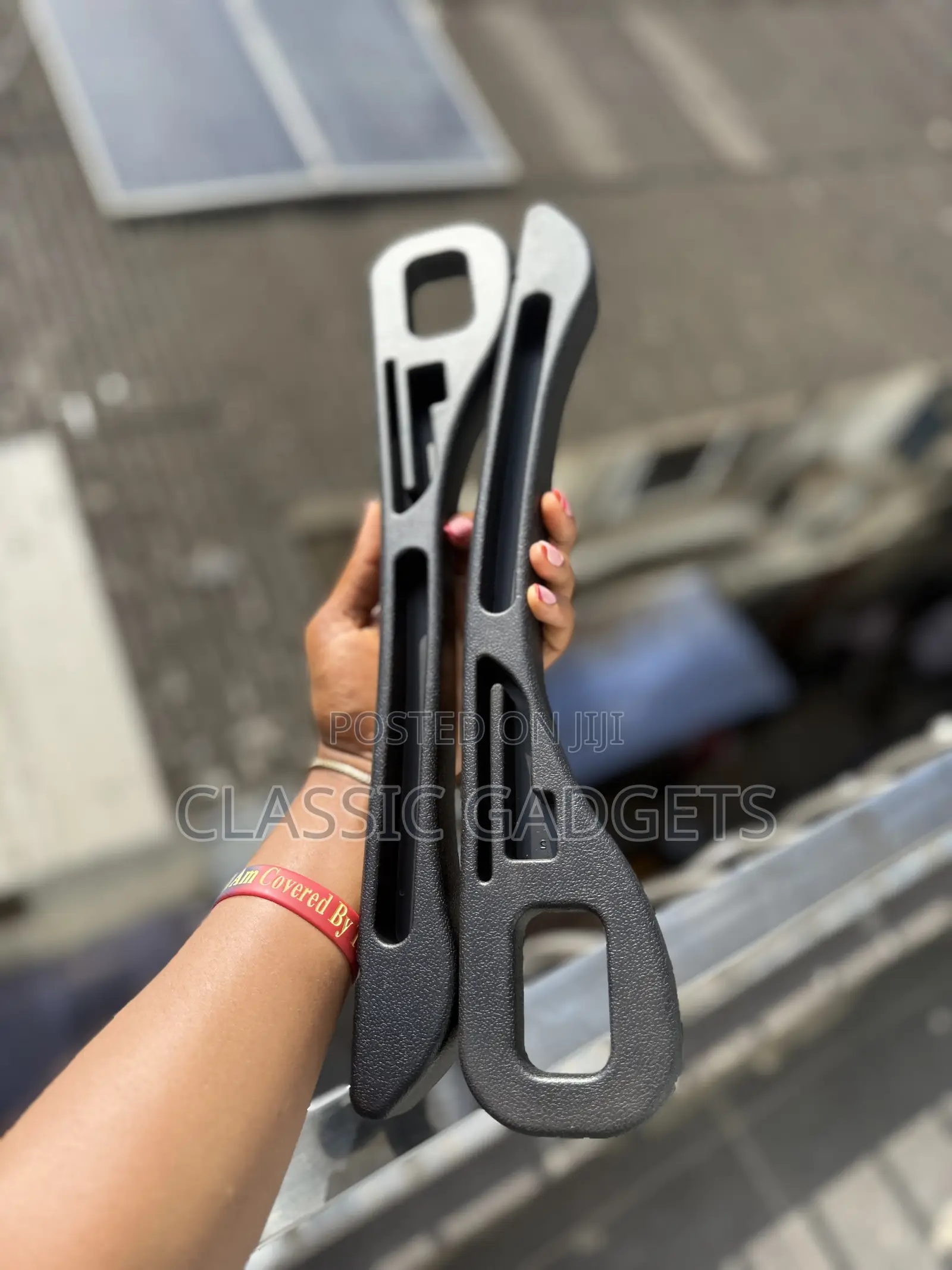 Car Seat Gap Filler With Phone Holder (2pcs)
