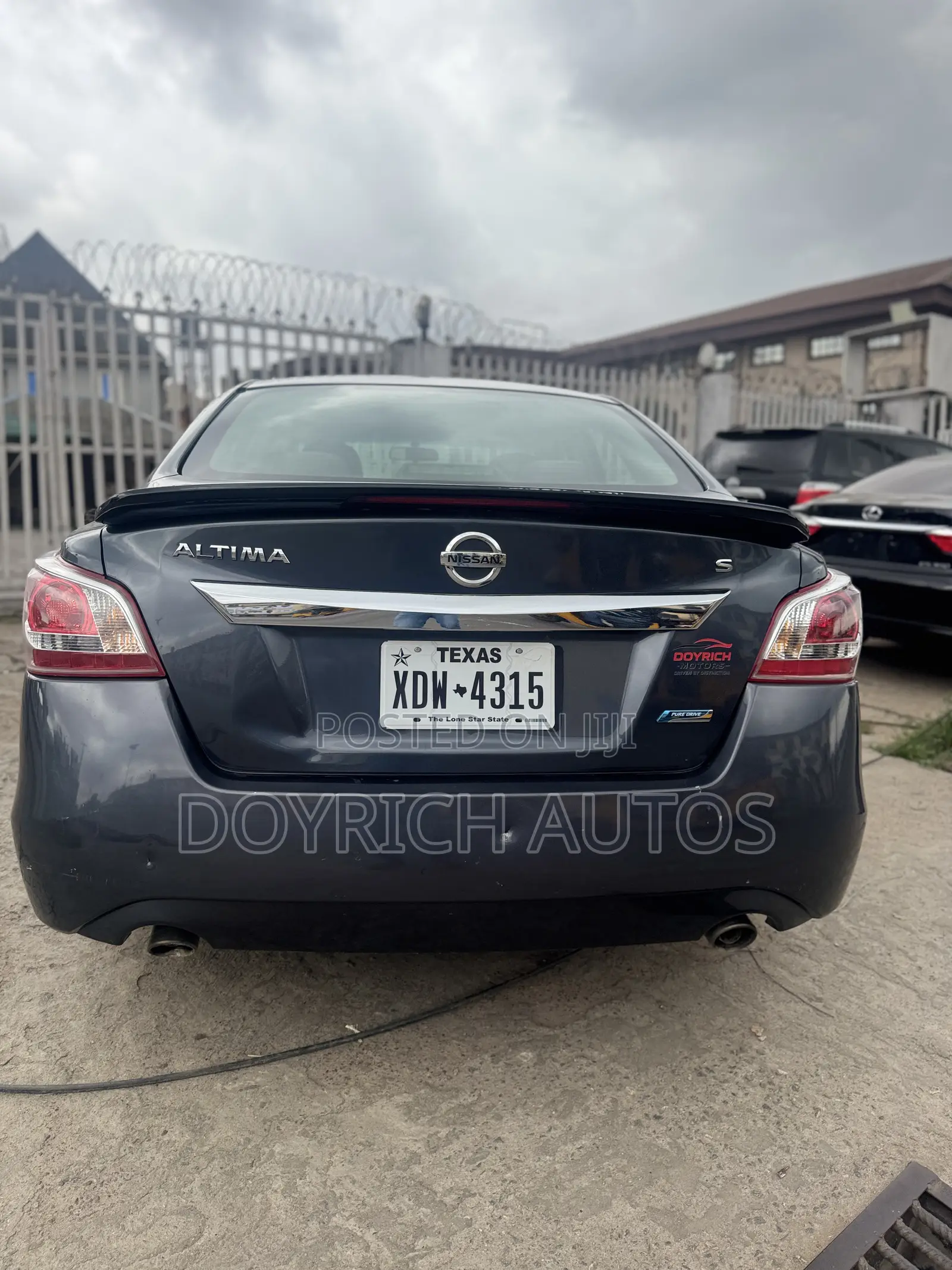 Nissan Altima Sedan 2.5 SV 2013 Gray