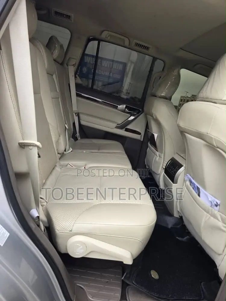 Lexus GX 2015 Silver