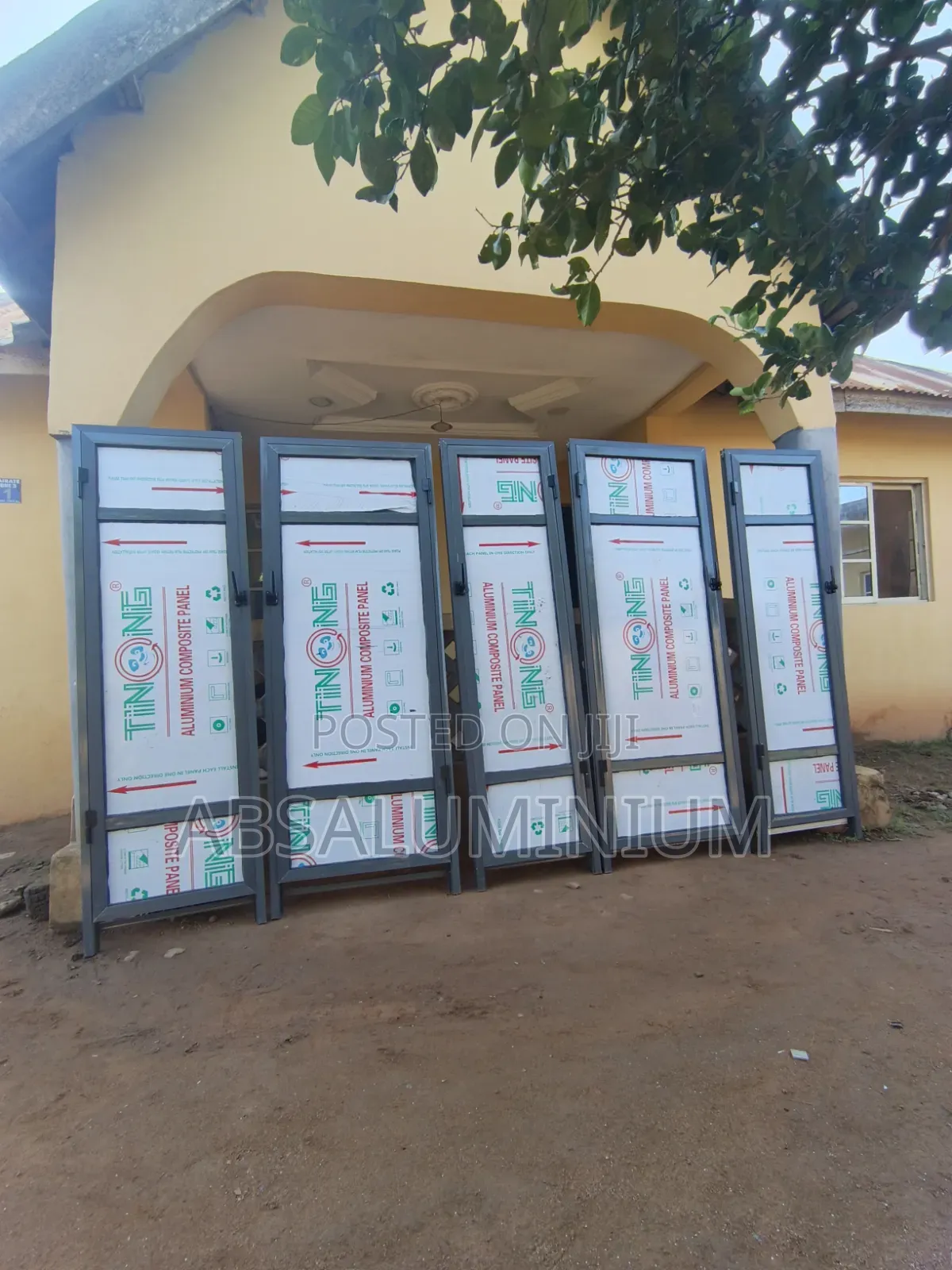 Aluminum Toilet Door