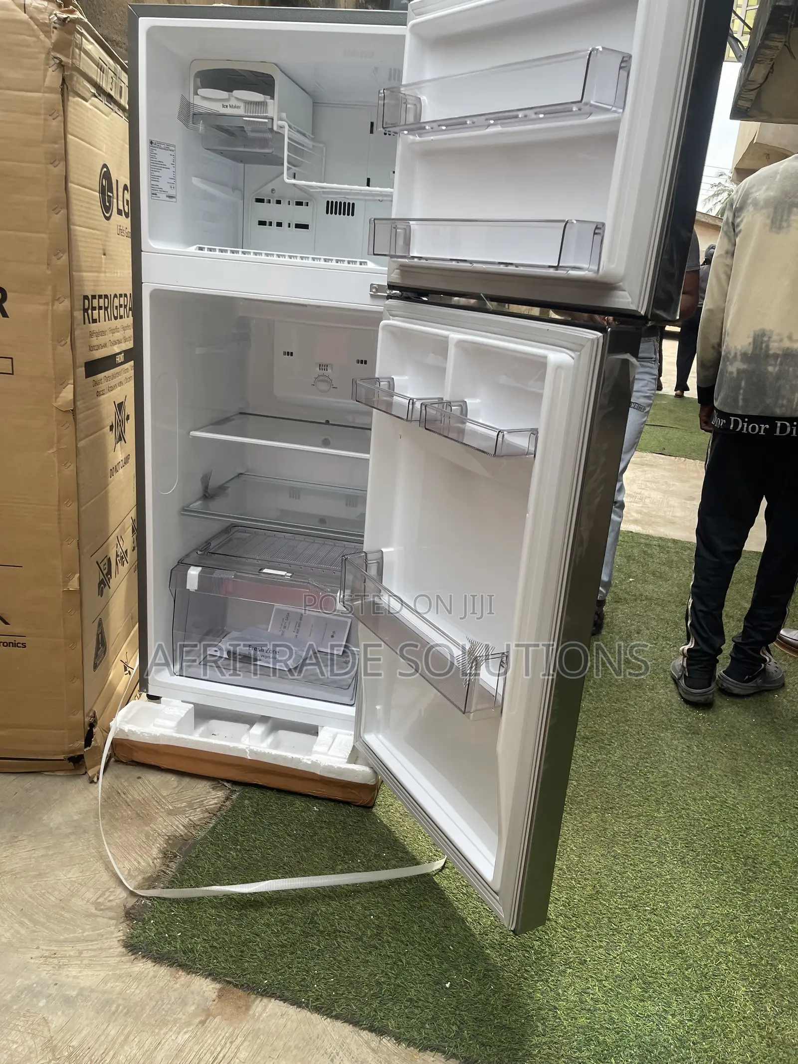 LG 260L Upright Fridge With Inverter Technology