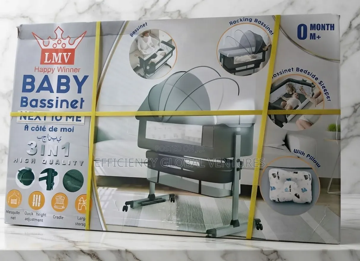 3-in-1 Portable Baby Bassinet, Bedside Sleeper & Rocking Crib With Net