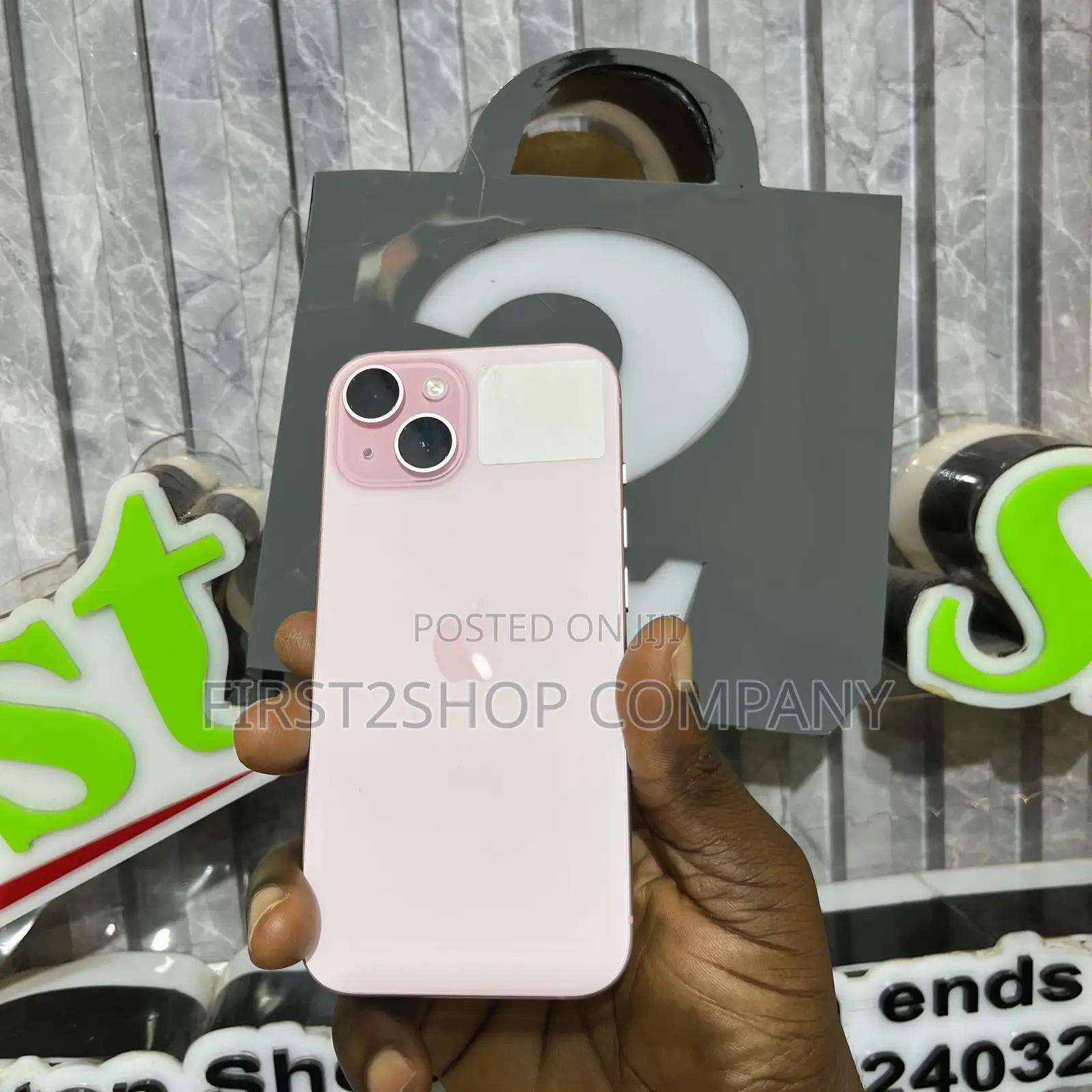Apple iPhone 15 128 GB Pink