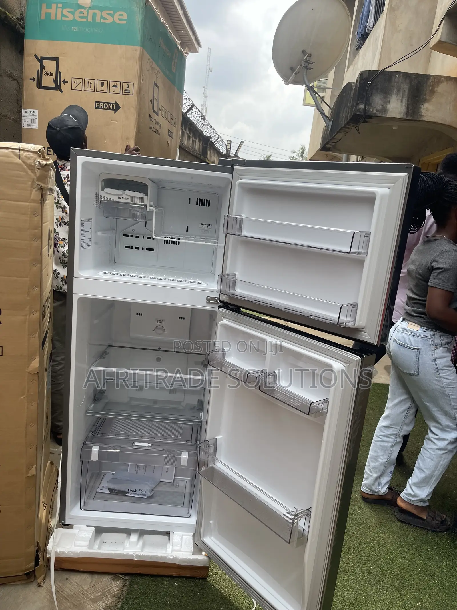 LG GL-C252SLBB 260L Frost-Free Fridge Freezer