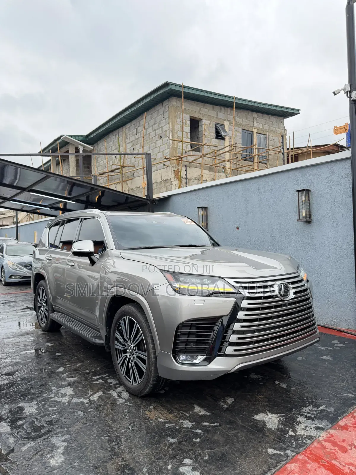 Lexus LX 600 2024 Gold