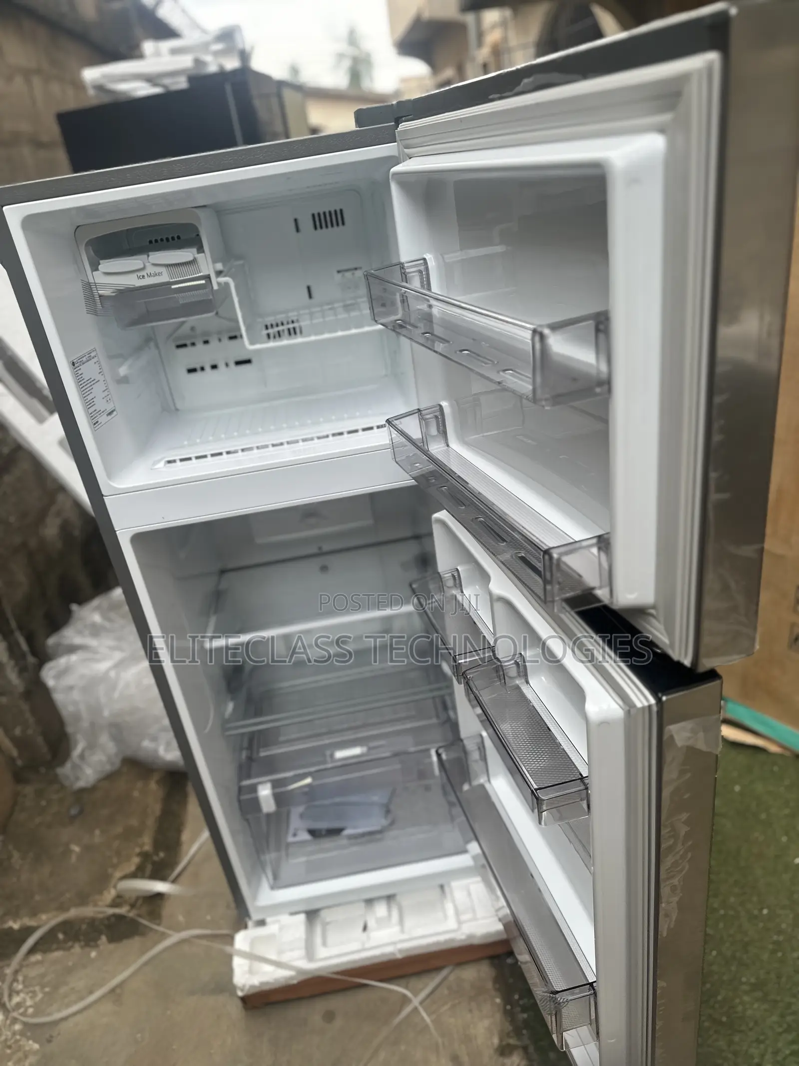 260L LG Inverter Refrigerator Model GL-C252SLBB