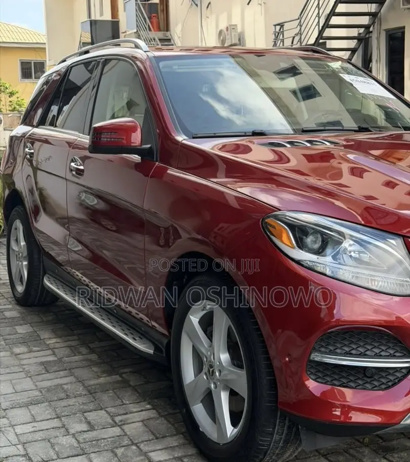 Mercedes-Benz GLE-Class 2017 Red