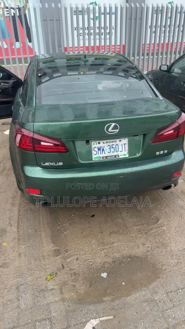 Lexus IS 250 2009 Green