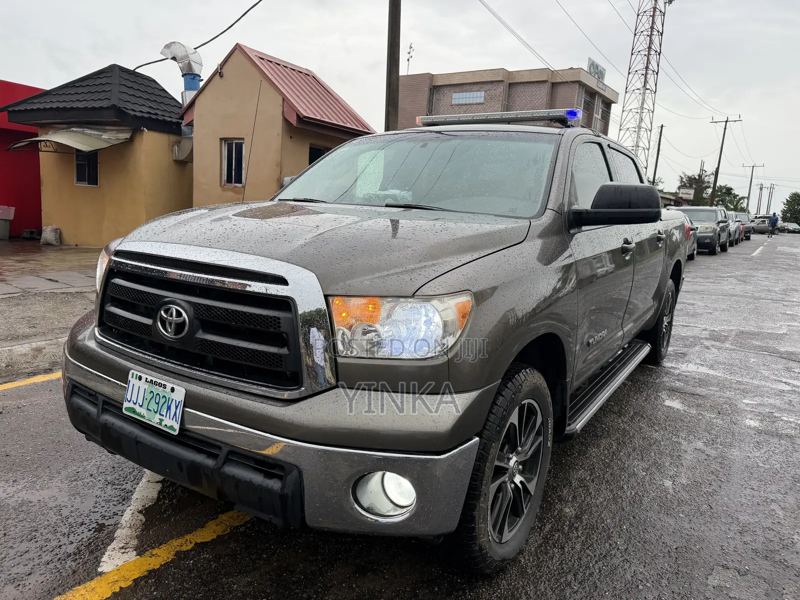 Toyota Tundra CrewMax 2010 Brown