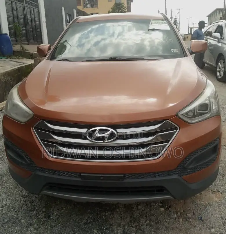 Hyundai Santa Fe 2015 Orange