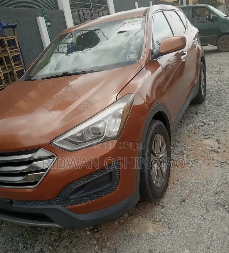 Hyundai Santa Fe 2015 Orange