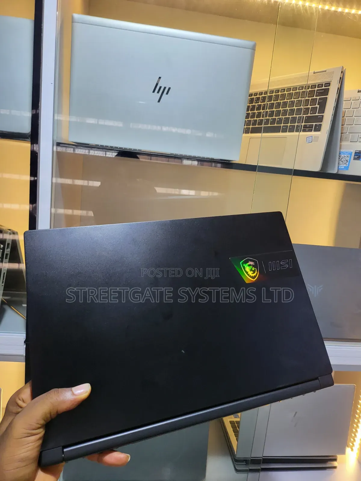 Laptop MSI 16GB Intel Core i7 SSD 512GB