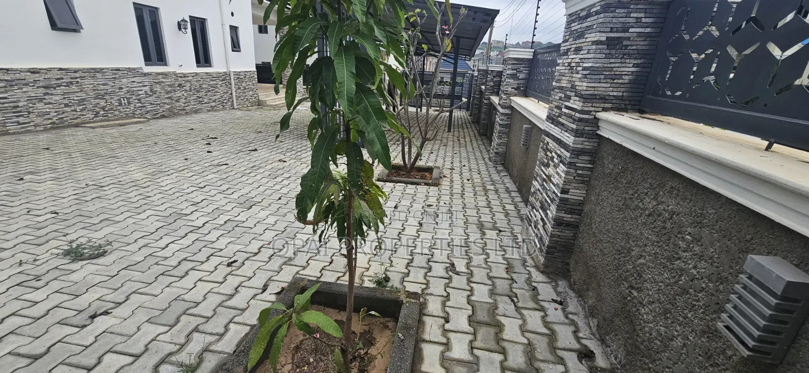 5bdrm House in Asokoro for sale