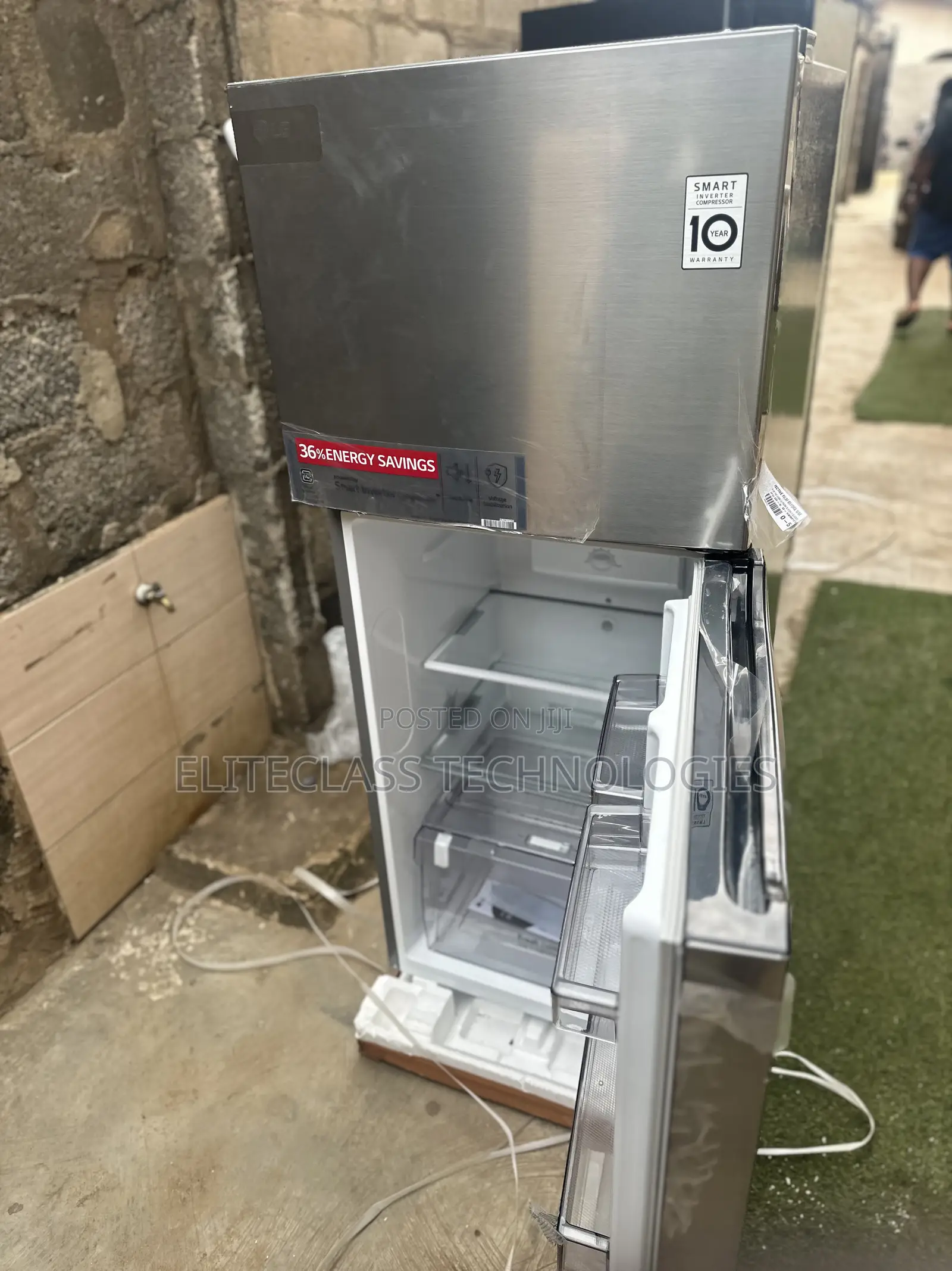 LG 260L Double Door Fridge With Inverter Technology