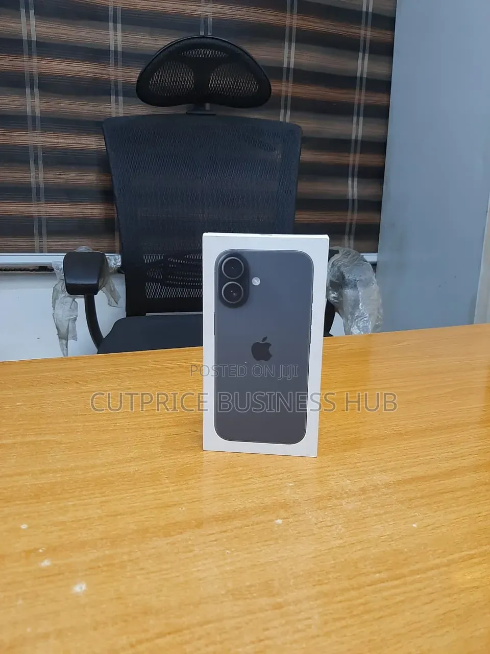 New Apple iPhone 17 256 GB Black