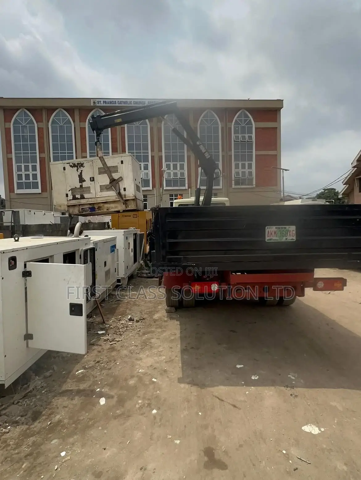 Hiabs Available to Transport Equipment