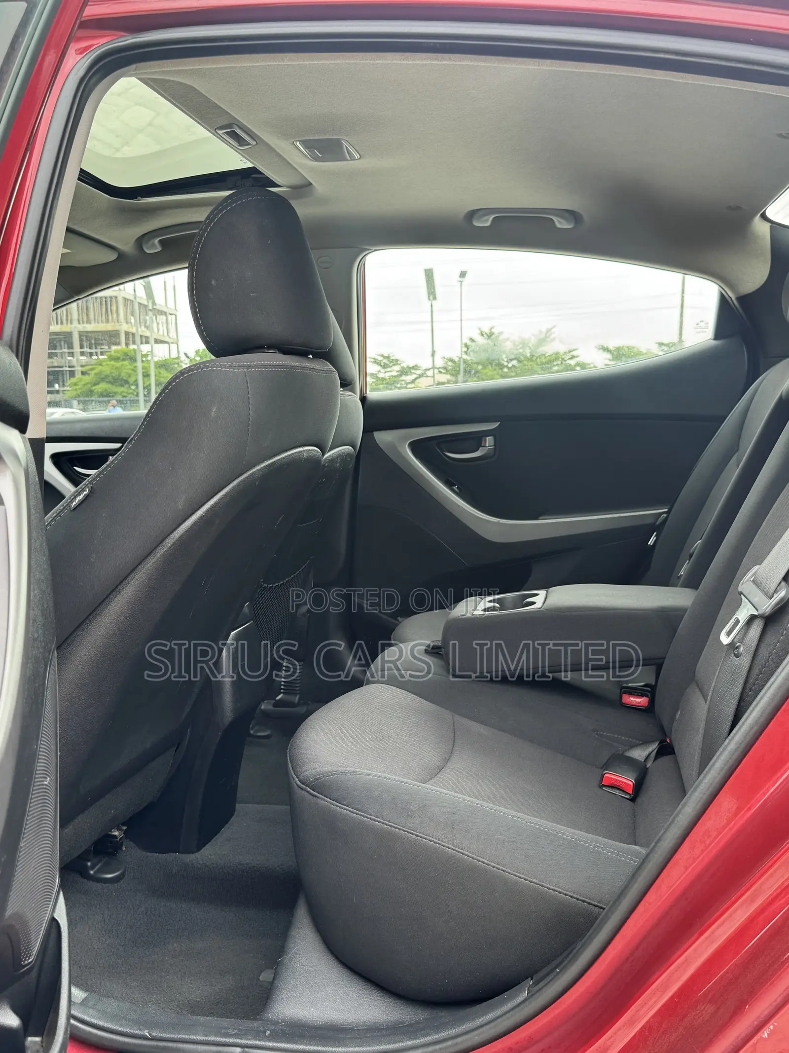 Hyundai Elantra Limited Sedan FWD (1.8L 4cyl 6A) 2016 Burgundy