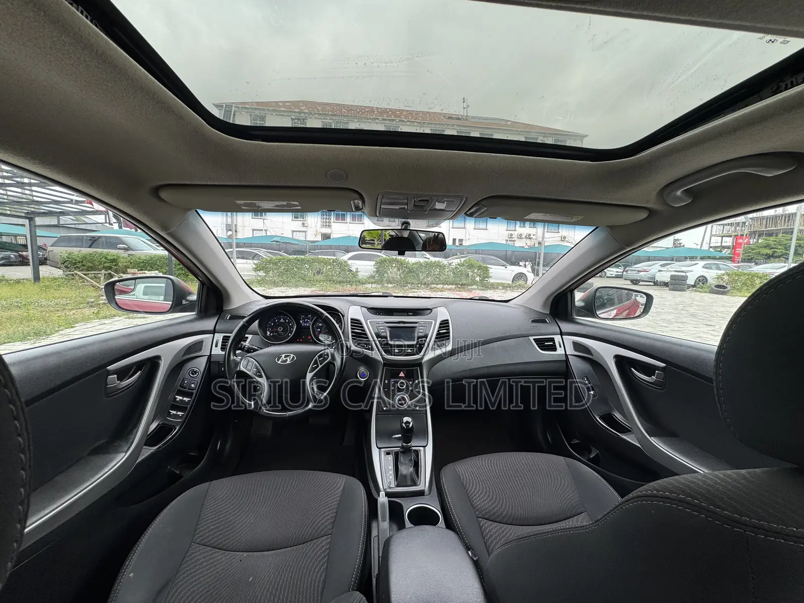 Hyundai Elantra Limited Sedan FWD (1.8L 4cyl 6A) 2016 Burgundy