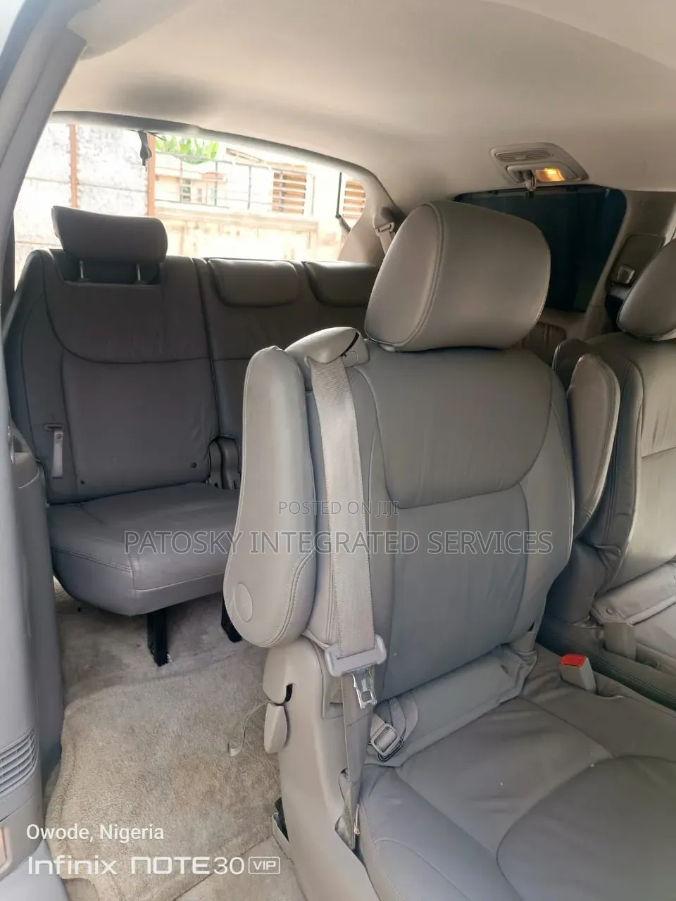 Toyota Sienna XLE Limited FWD 2006 Off white