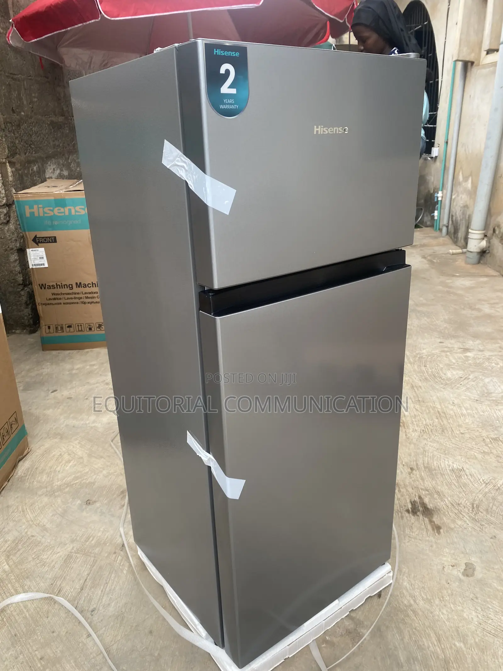 Hisense REF172DR 124L Space-Efficient Refrigerator