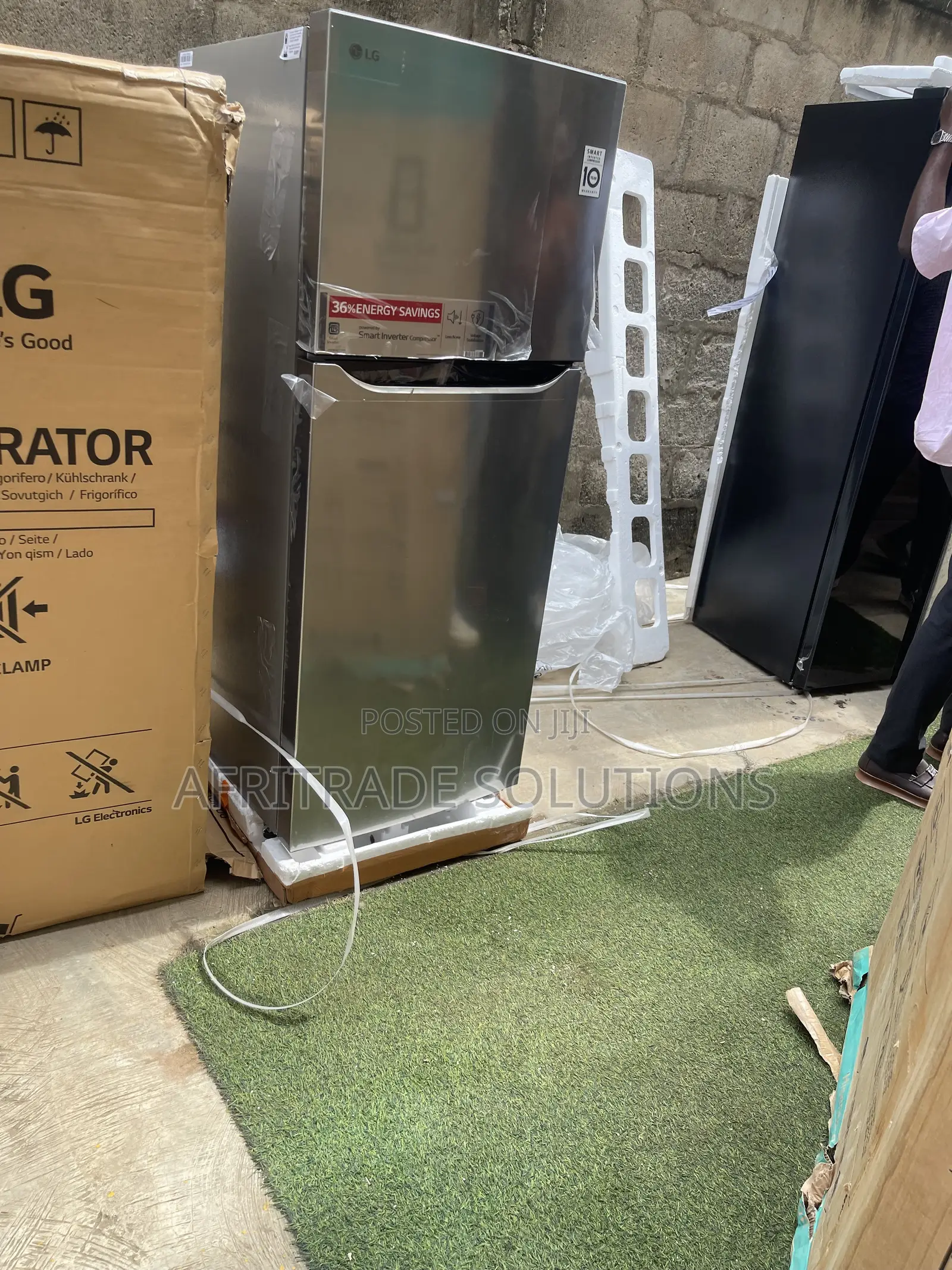 LG GL-C252SLBB 260L Capacity Inverter Fridge