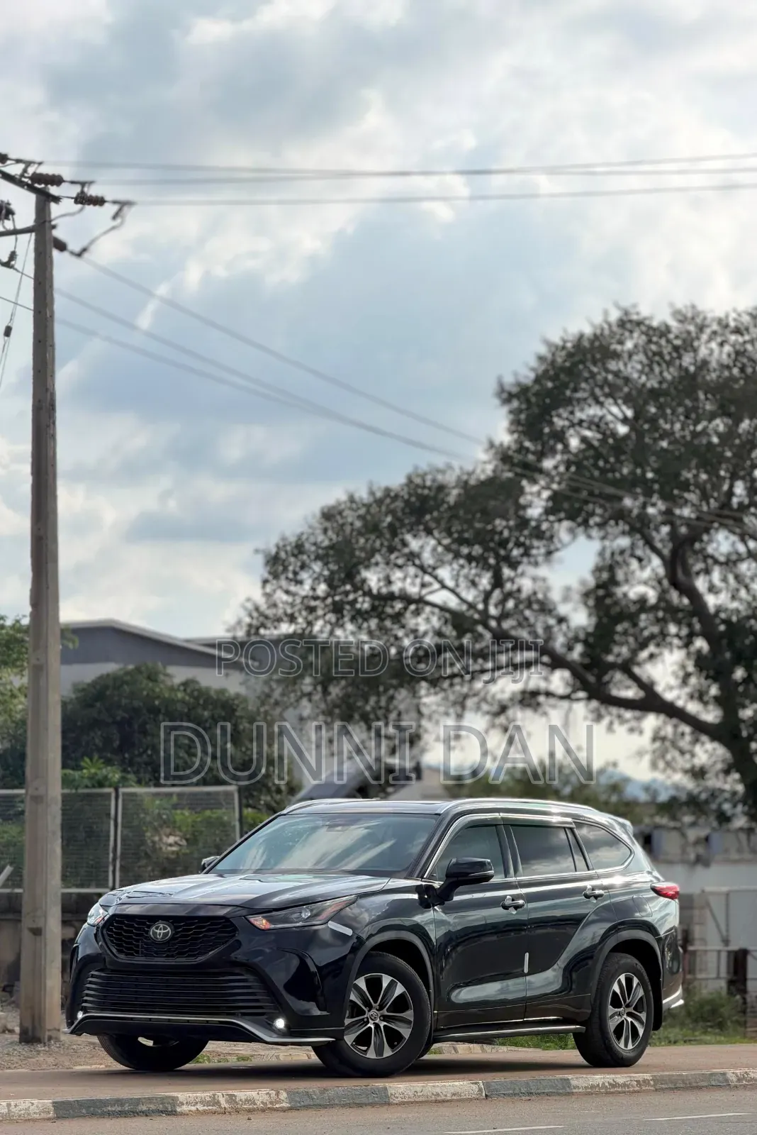 Toyota Highlander XLE 2021 Black