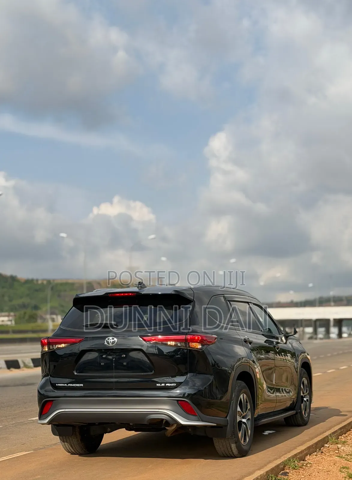 Toyota Highlander XLE 2021 Black
