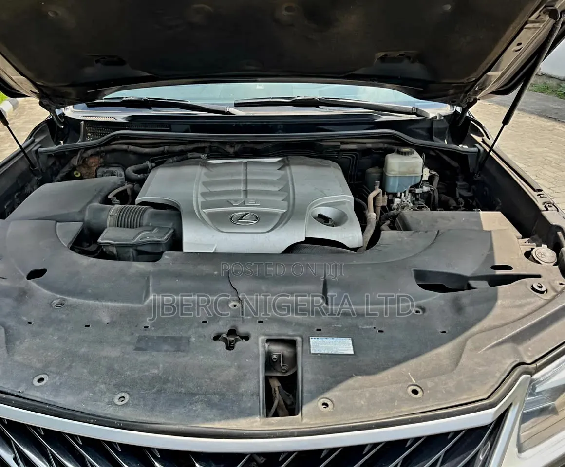 Lexus LX 2017 Black