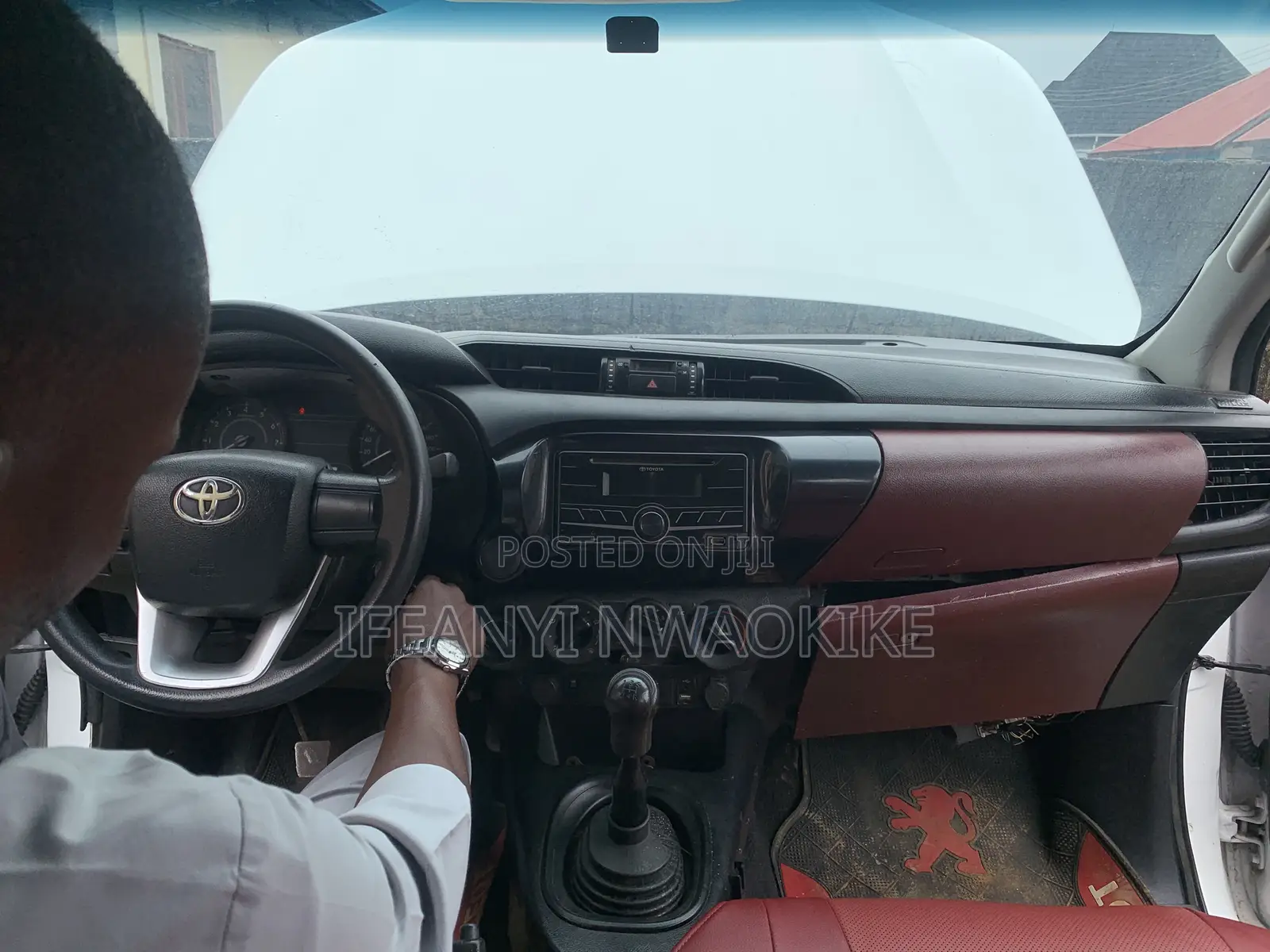 Toyota Hilux 2016 White