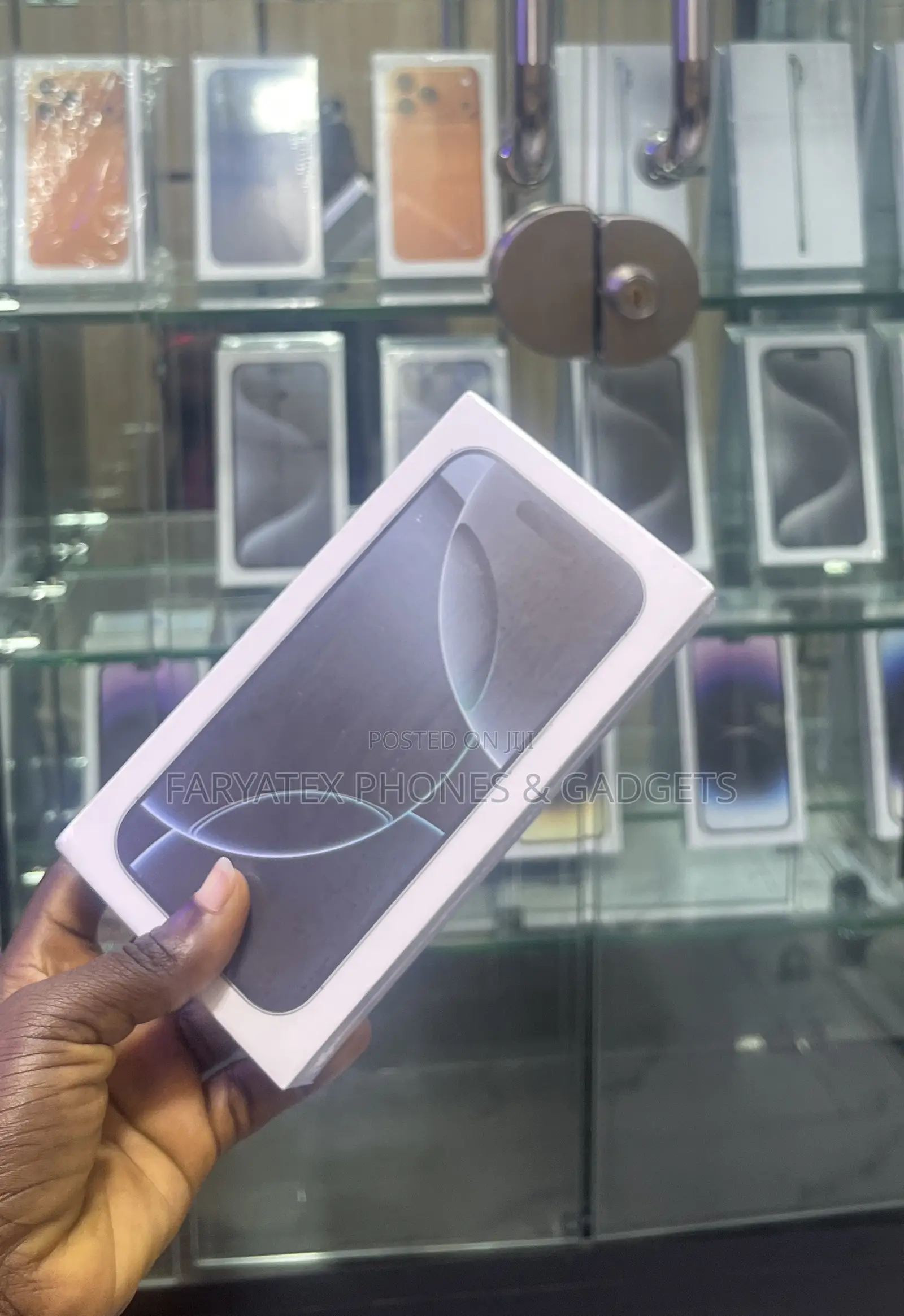 New Apple iPhone 16 Pro 128 GB Silver