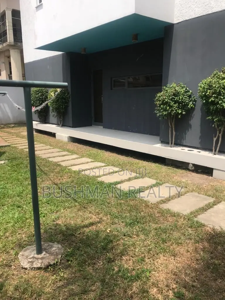 3bdrm Duplex in Agungi for rent