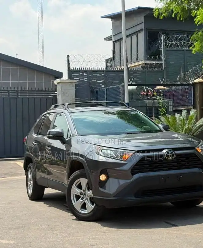 Toyota RAV4 2020 Gray