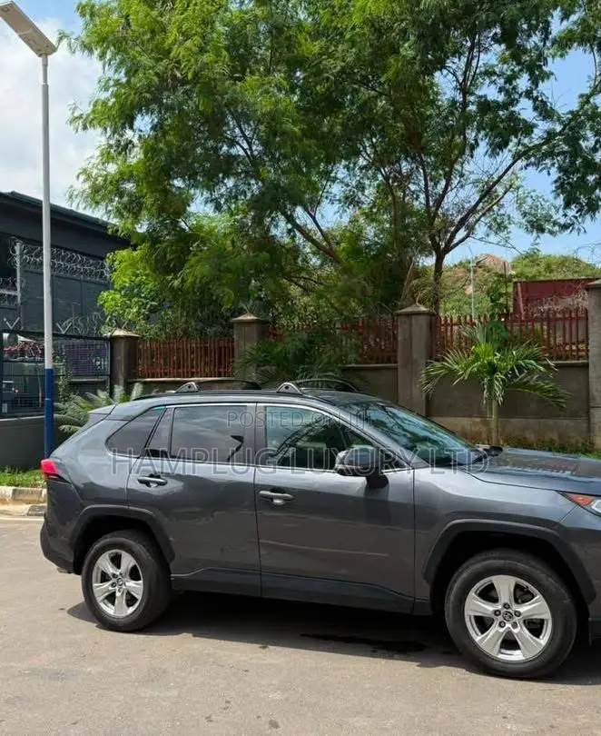 Toyota RAV4 2020 Gray