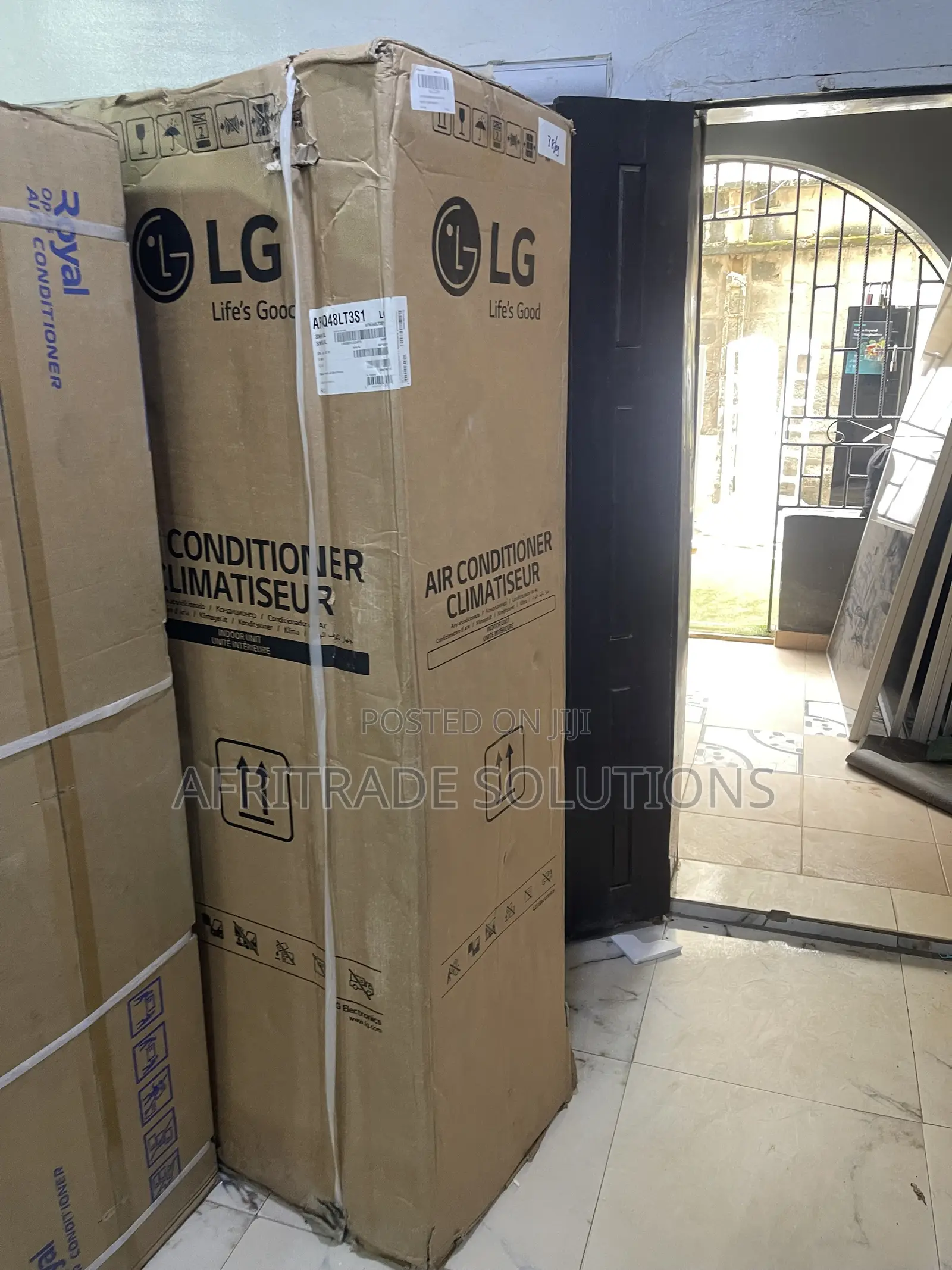 LG 5 Ton Inverter AC – Cool More, Save More