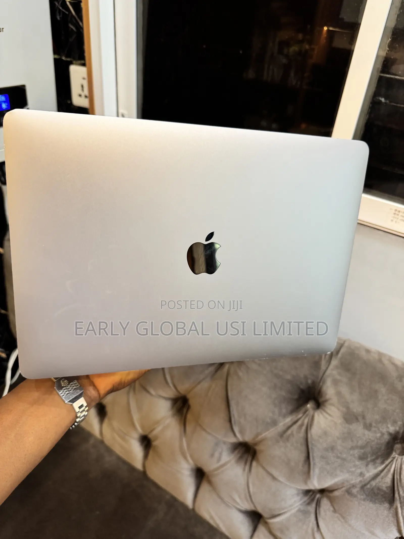 Laptop Apple MacBook Pro 2020 8GB Intel Core i5 SSD 256GB