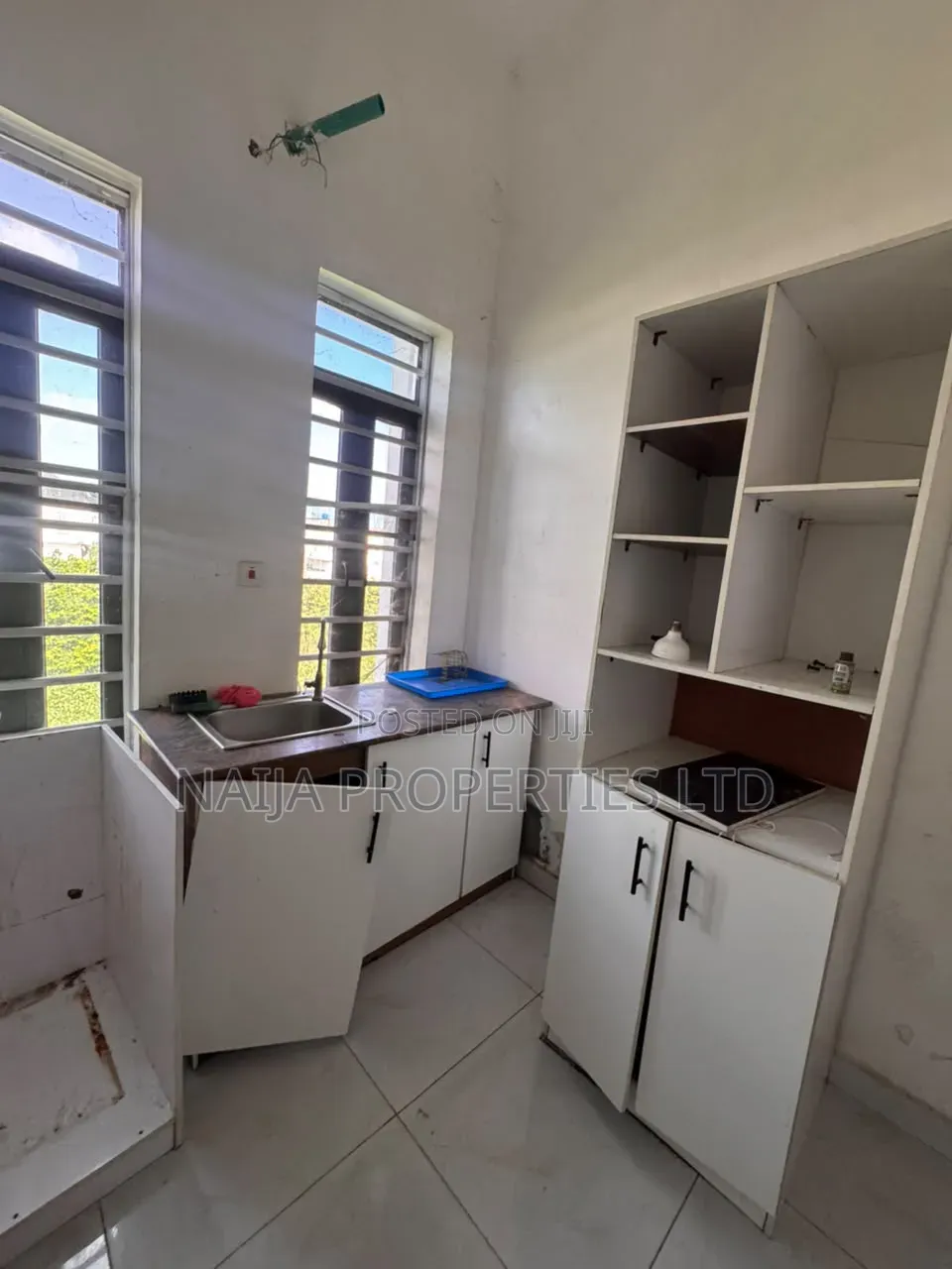 Mini Flat in Oral Extension, Ikota for rent