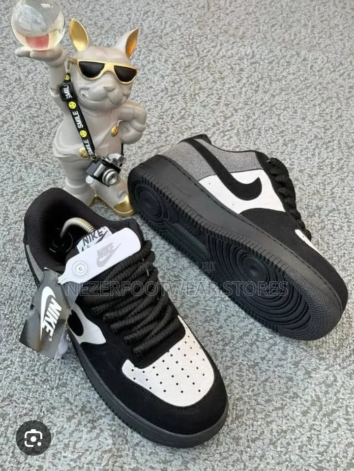 Nike Airforce Chunky Trending Sneakers.