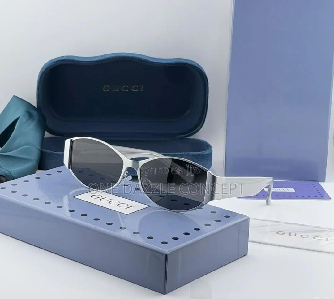 Gucci Sleek Sunglasses
