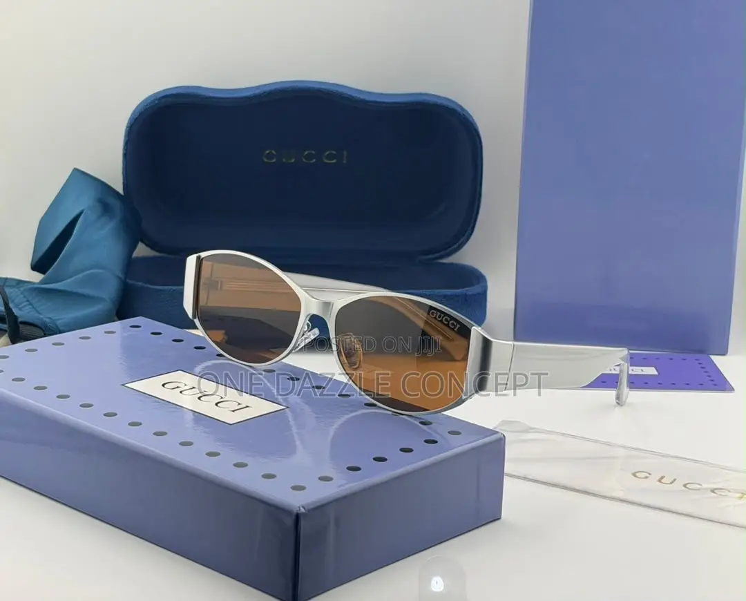 Gucci Sleek Sunglasses