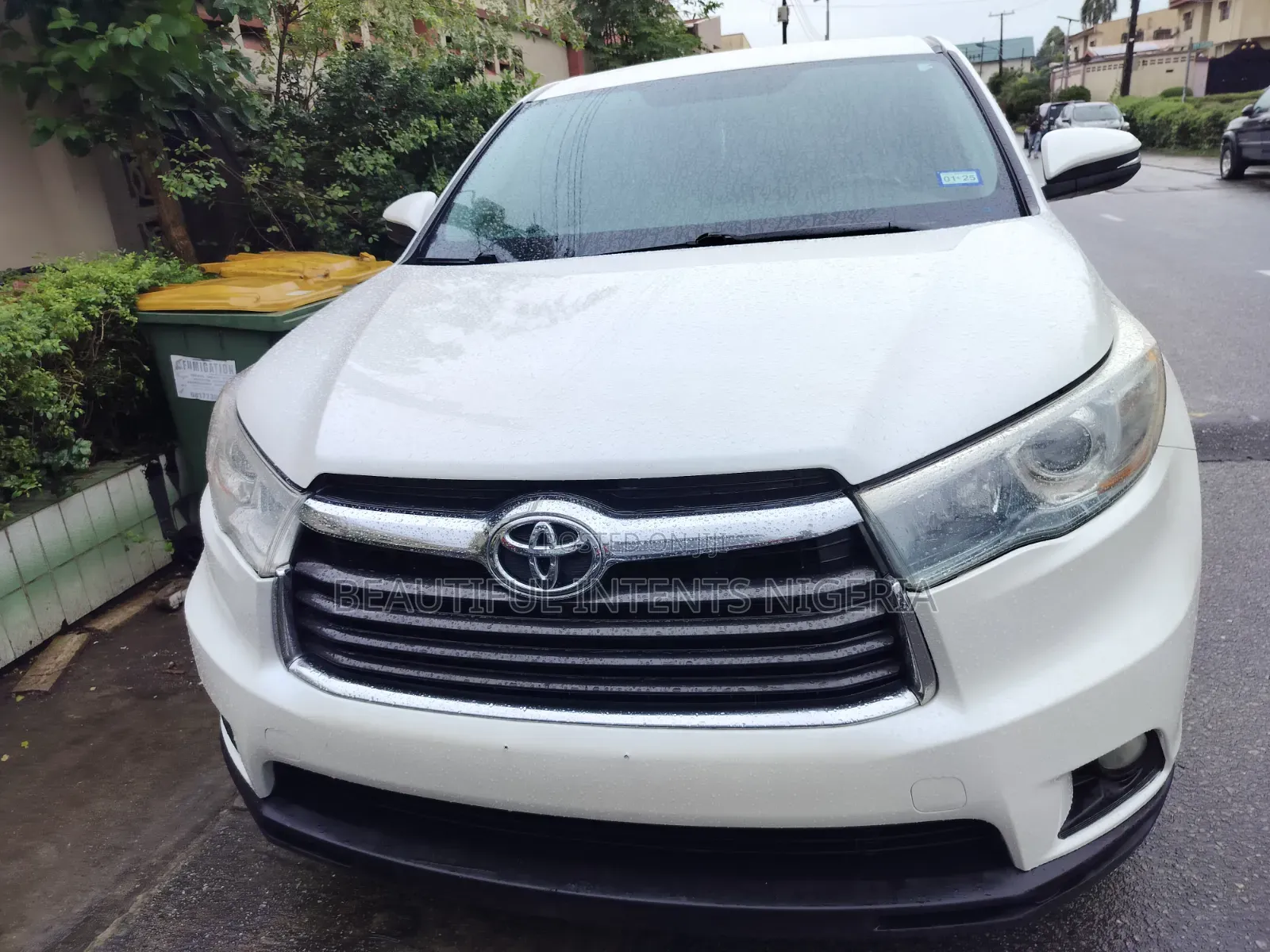 Toyota Highlander LE 4dr SUV (3.5L 6cyl 6A) 2014 White