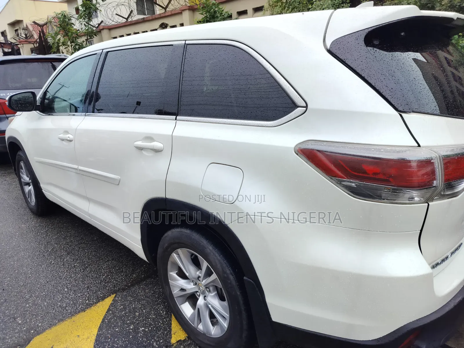 Toyota Highlander LE 4dr SUV (3.5L 6cyl 6A) 2014 White