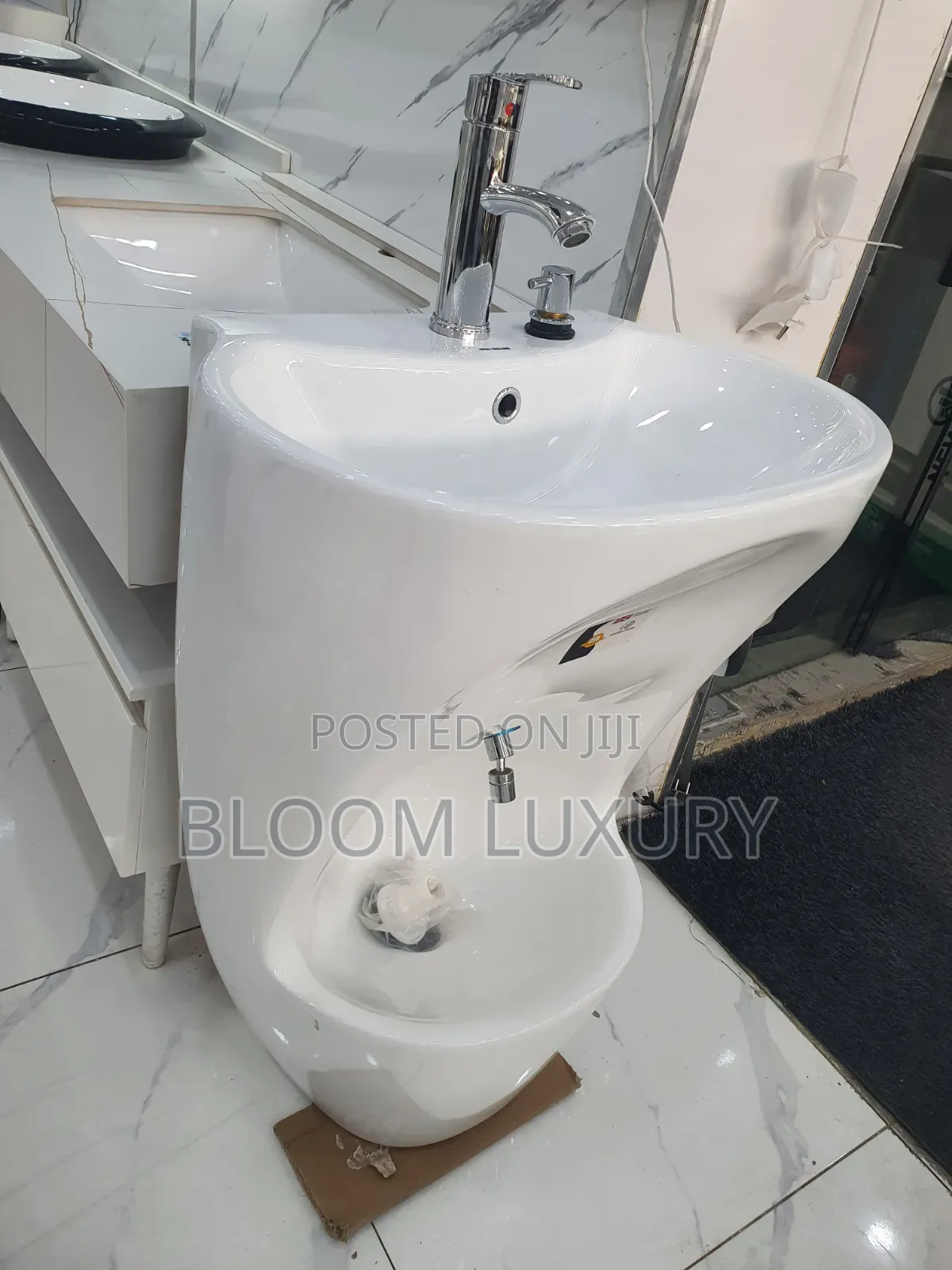 A Unique Wash Hand Basin With Foot Wash