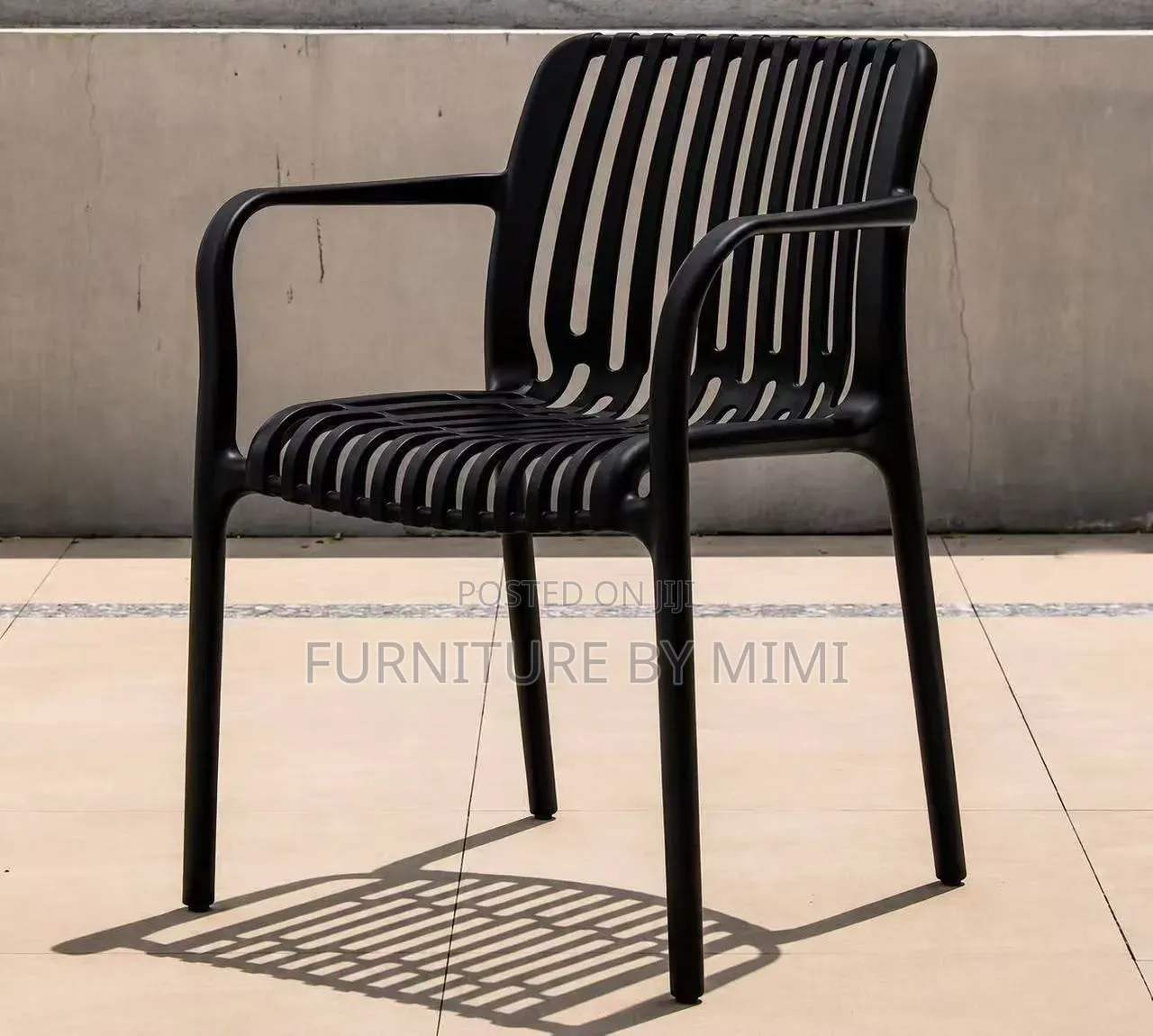 Heavy-Duty Plastic Cafe Chairs With Armrest - Stackable Garden Chair