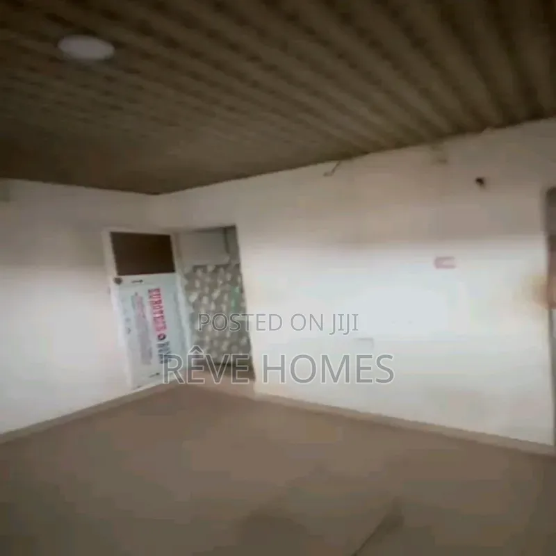 Studio Apartment in Shomolu / Shomolu for rent